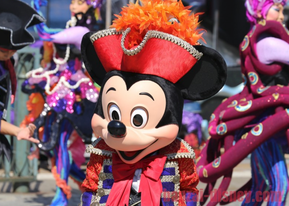 ミッキーの顔が変わるのはいつ 日本も新フェイスになるのか確定か バンザイ ディズニー